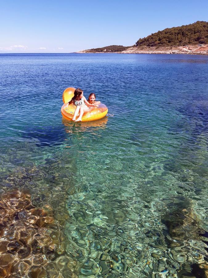 Apartments Zerjav Mali Lošinj Exteriör bild