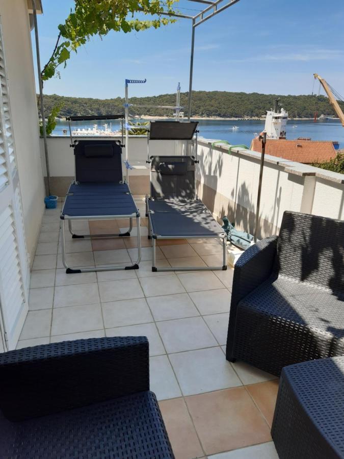 Apartments Zerjav Mali Lošinj Exteriör bild