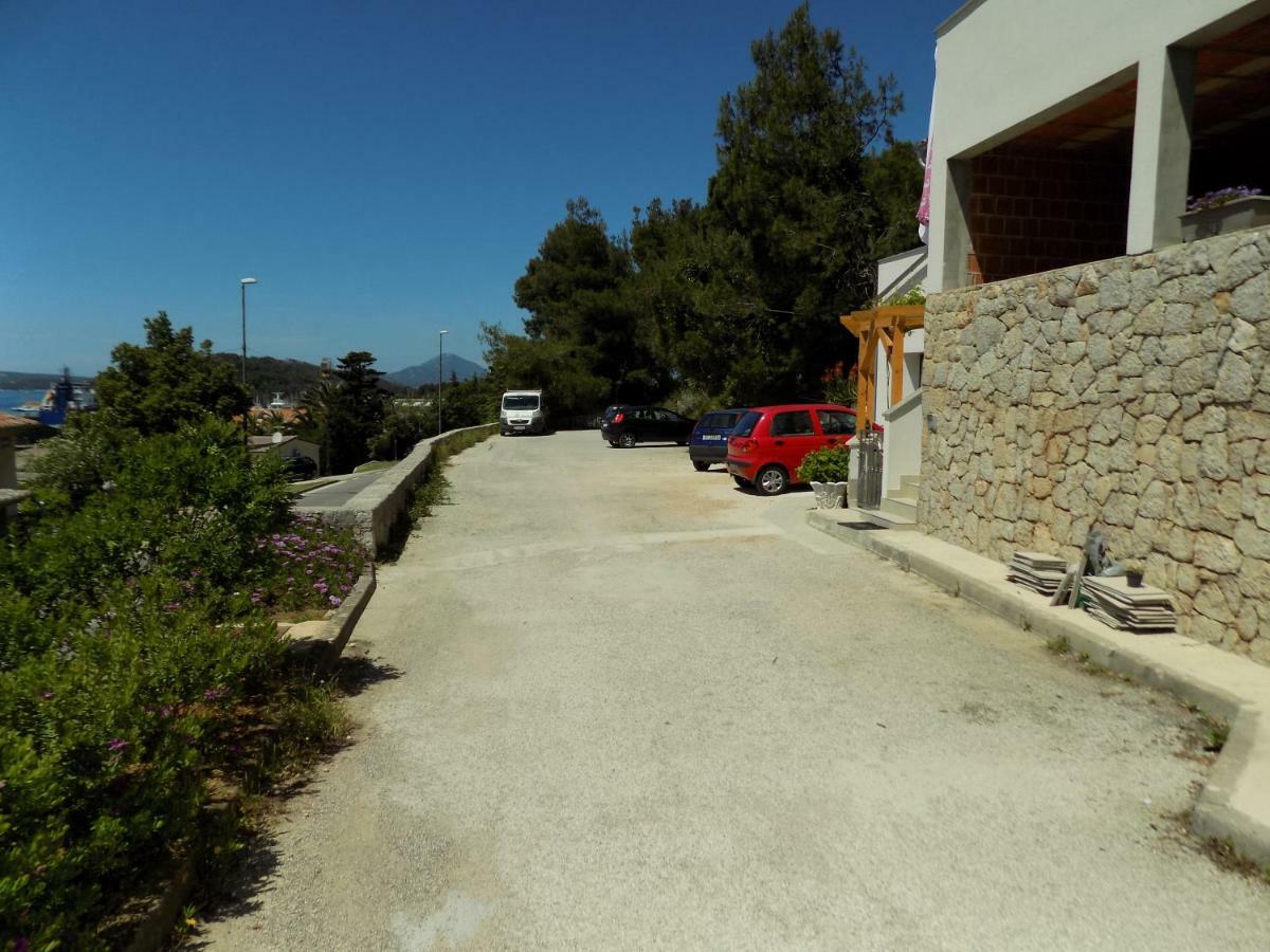 Apartments Zerjav Mali Lošinj Exteriör bild